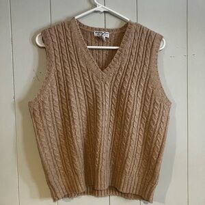 Cable Knit V-Neck Sweater Vest - Tan
